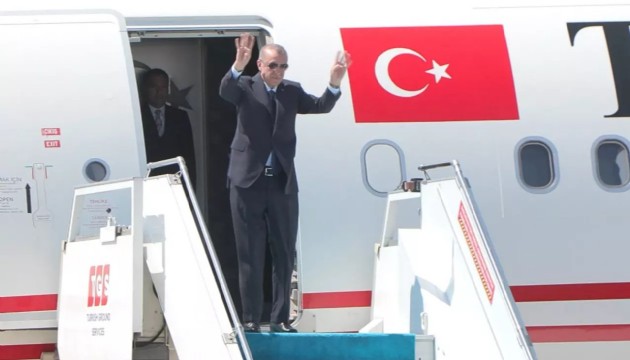 Erdoğan Macaristan'a gitti