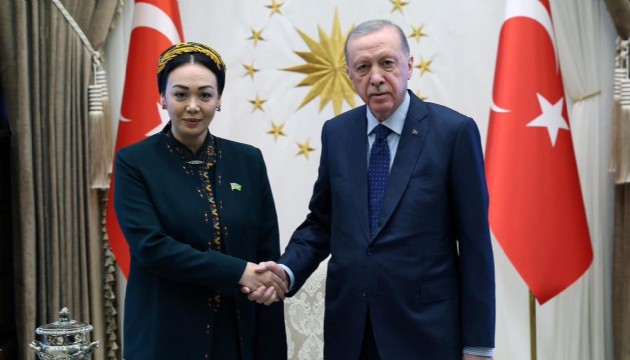 Erdoğan, Dünyagözel Gulmanova’yı kabul etti