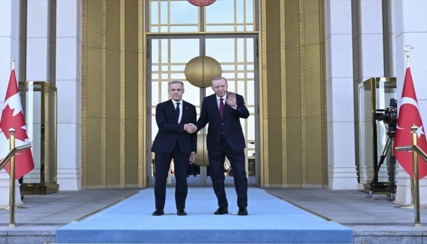 Kanada Başbakanı resmi törenle karşılandı
