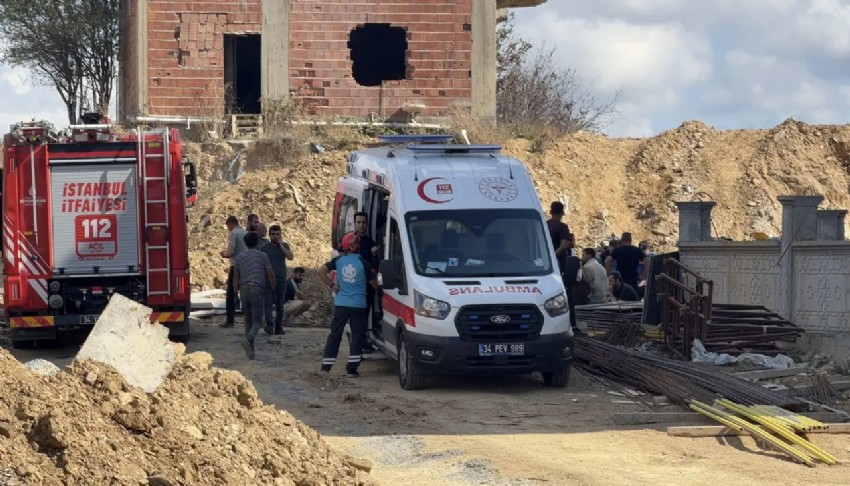 Toprak kayması! 3 işçi göçük altında kaldı