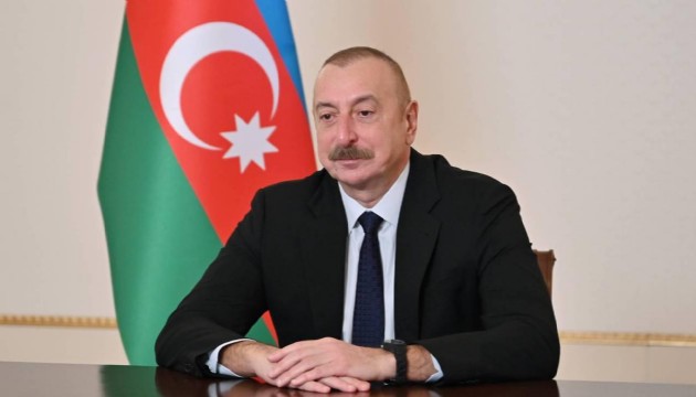 Aliyev, Milli Meckisi feshetti