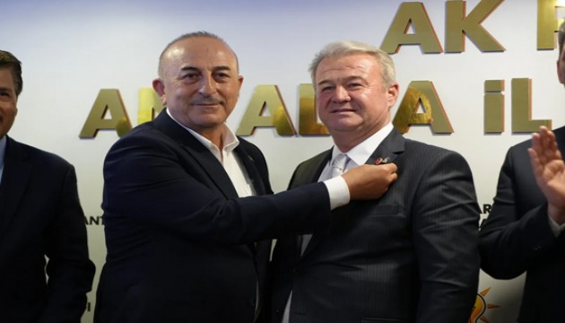 CHP'den Ak Parti'ye geçti