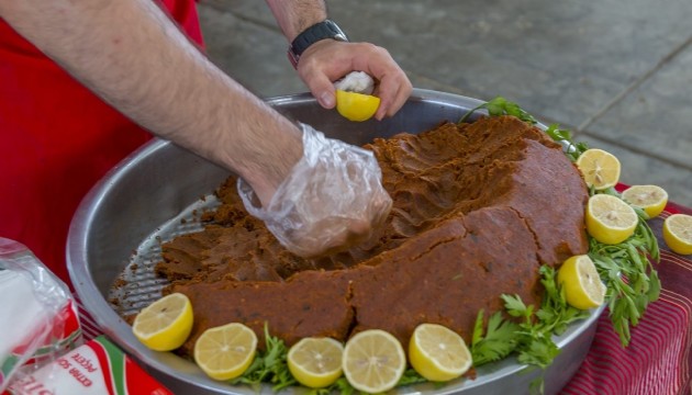 Çiğ köfte karaborsaya düştü! Malzeme sorunu yaşanıyor