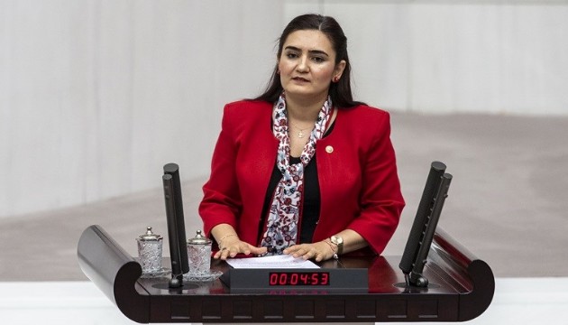 CHP'den 'Cumhurbaşkanına hakaret' suçu için kanun teklifi