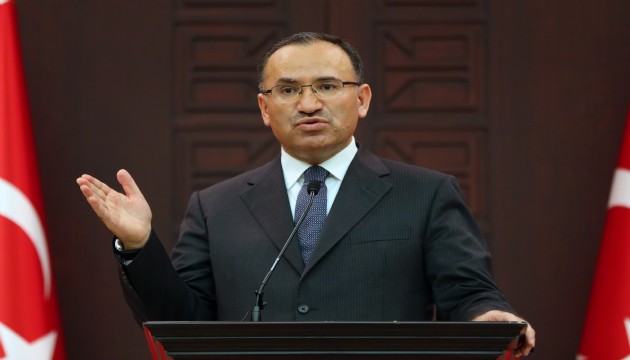 Bekir Bozdağ: Adaletin kılıcı FETÖ'cü hainleri biçti