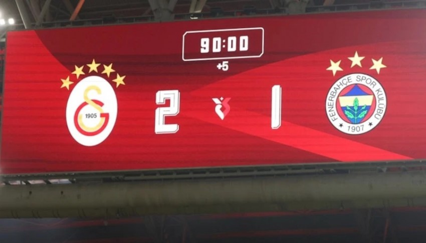 Galatasaray'a 3 yıldız cezası