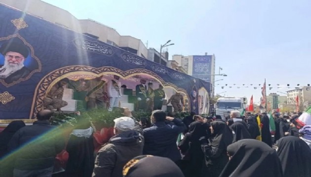 Laricani için cenaze töreni