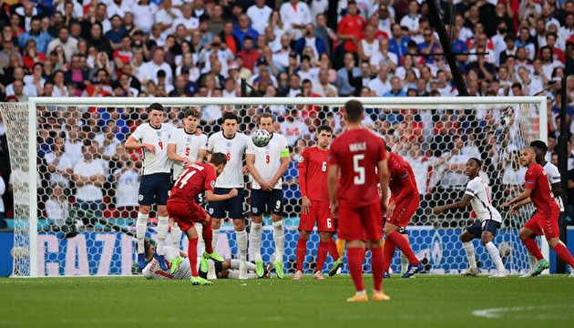 EURO 2020'nin yıldızı Juventus yolunda