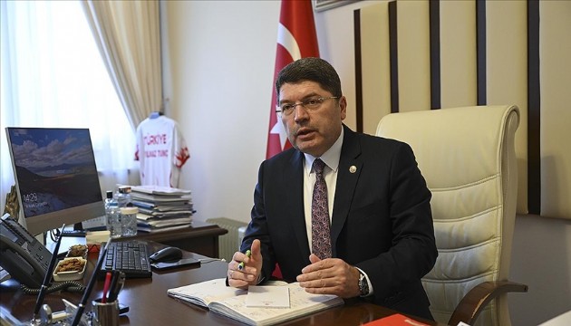 Bakan Tunç'tan Özgür Özel'e yanıt