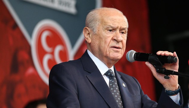 Devlet Bahçeli'nin hayatı kitap oluyor