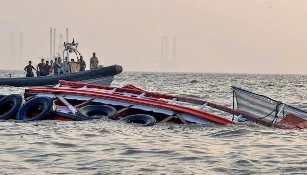 Hindistan'da deniz ulaşımında facia: 13 ölü!