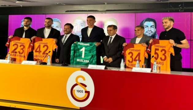 Galatasaray 5 futbolcusu ile sözleşme uzattı