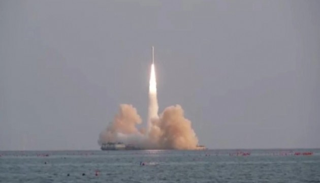 Çin, CERES-1 roketiyle denizden 4 uydu fırlattı