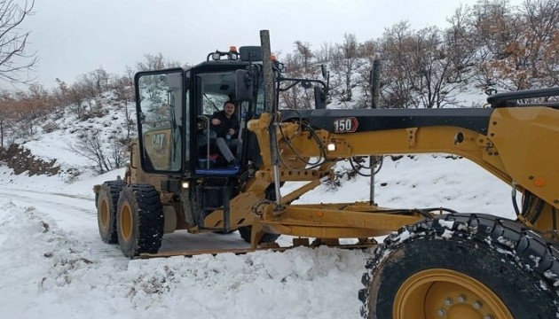 Elazığ'da 84 köy yolu ulaşıma kapandı