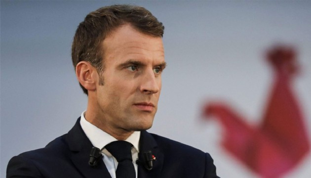 Macron, adaylığını resmen açıkladı