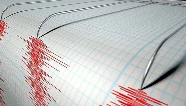 Endonezya'da 6,1 büyüklüğünde deprem