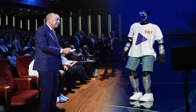TRT Genç kanalı yayına başladı: Kumandayı Cumhurbaşkanı Erdoğan'a robot getirdi