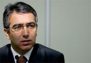 Erkan Mumcu Kararı Yorumladı