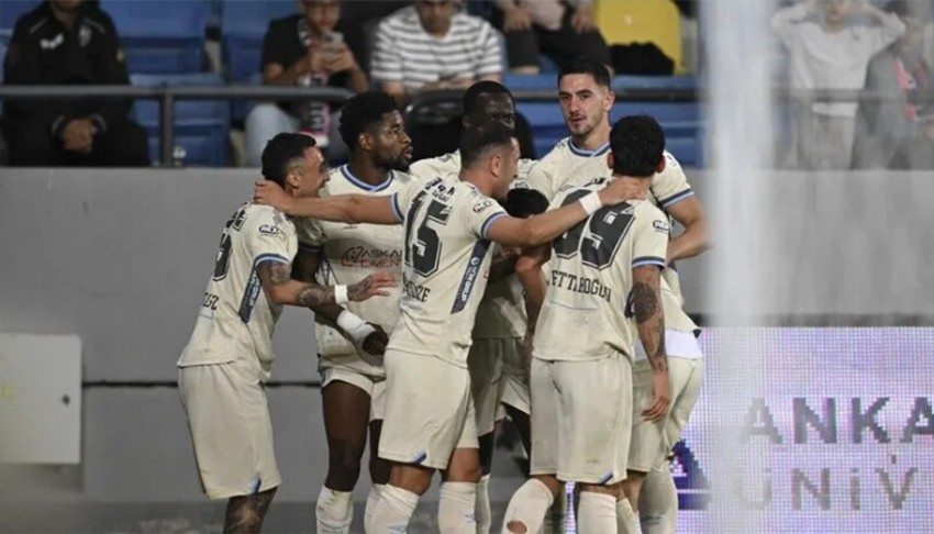Erzurum FK ilk puanını aldı
