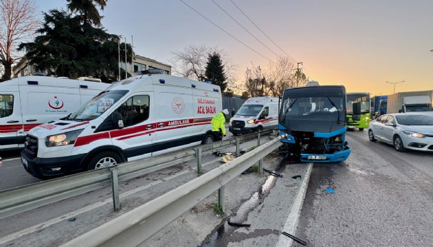 Kocaeli'de feci kaza! Çok sayıda yaralı var