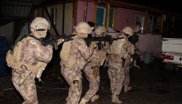 Zehir tacirlerine iki ilde operasyon