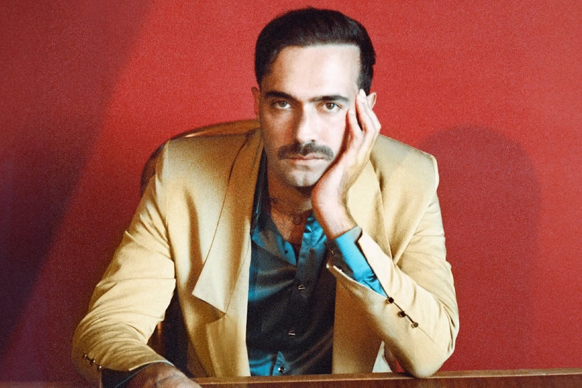 Mert Demir konser gelirini eğitime bağışladı