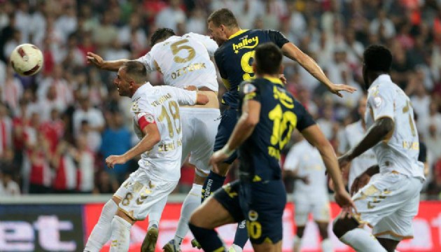 Fenerbahçe haftayı lider tamamladı