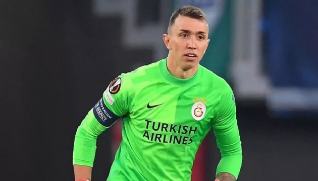 Kaptan Muslera'dan Molde maçında çok iyi performans!