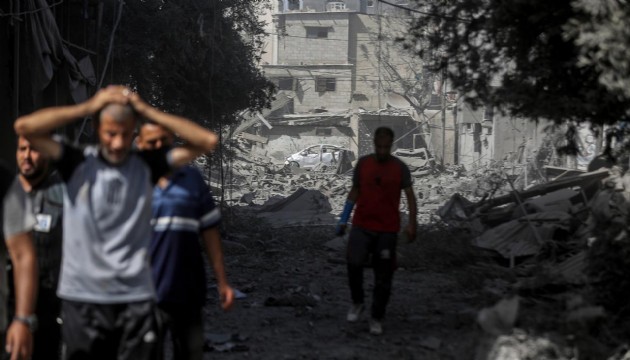 İsrail'in düzenlediği saldırılarda 10 Filistinli hayatını kaybetti