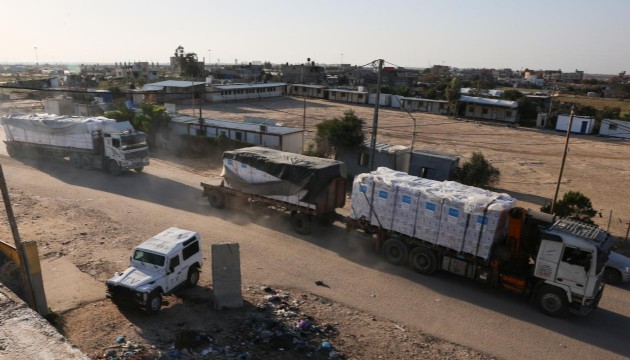 Cezayir Gazze'ye 162 ton insani yardım gönderdi