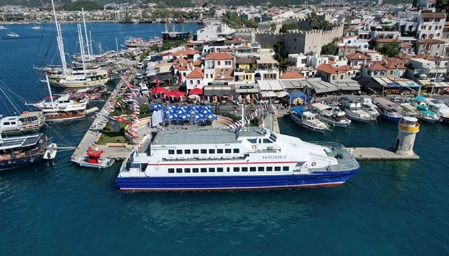 O ilçeler arasında deniz otobüsü seferleri başladı