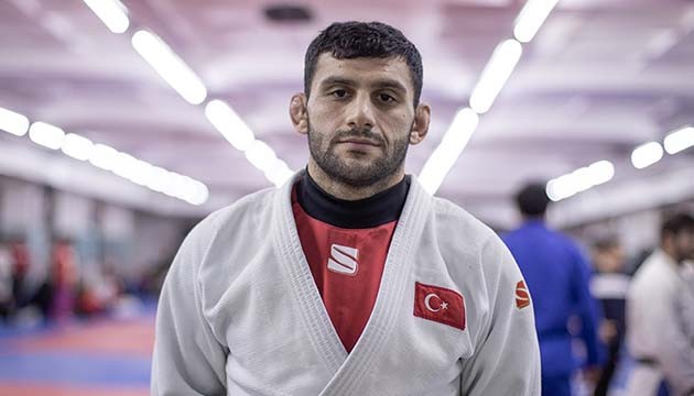 Vedat Albayrak judoda son 16’ya yükseldi