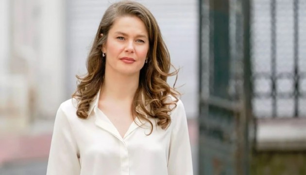 Burcu Biricik'ten müjde! Anne oluyor