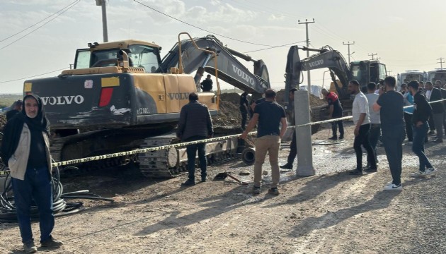 Şanlıurfa'da 3 işçi toprak altında kaldı