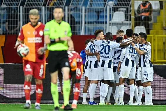Şampiyon sezonu mağlubiyetle kapattı