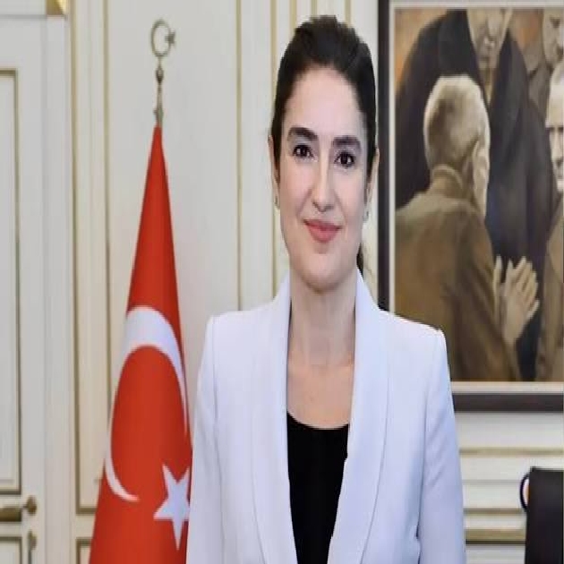 İmamoğlu'nun danışmanlığından istifa etti