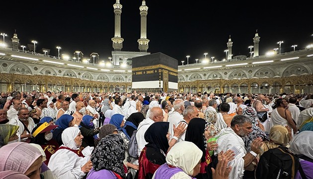 Hac topraklarında hayatını kaybeden Türk hacıların sayısı yükseldi