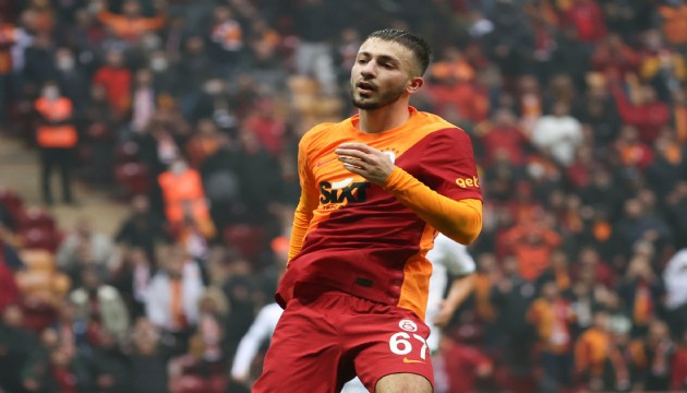 Halil Dervişoğlu sağ gösterip sol vurdu! Galatasaray'a hayırlı olsun