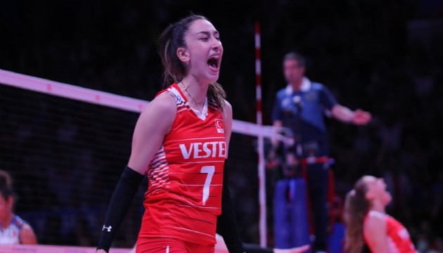 Milli voleybolcu Hande Baladın'a tehdit davasında flaş gelişme!