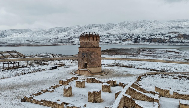 Hasankeyf karla kaplandı