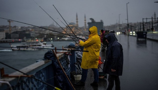 Çok kuvvetli sağanak ve fırtına geliyor