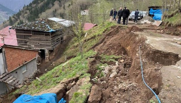 Türkiye'de doğal afetlerin yüzde 45'ini heyelanlar oluşturuyor