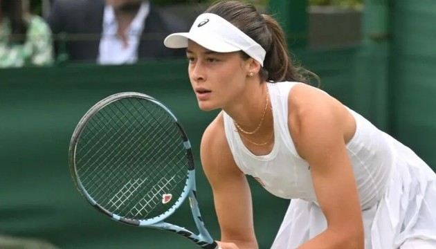 Zeynep Sönmez'den Filistin'e destek: Bakan Bak tebrik etti
