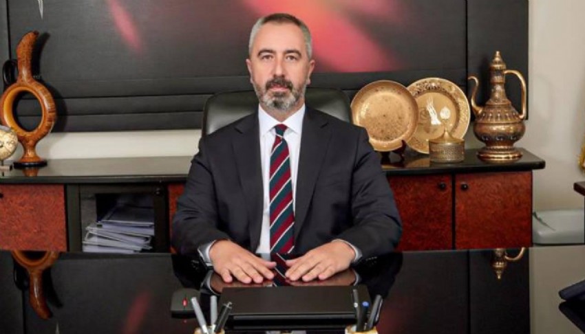 Mehmet Şimşek'e yeni yardımcı: Kritik atama kararları Resmi Gazete'de yayımlandı