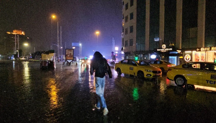 AKOM'dan İstanbul'a gece yarısı uyarısı
