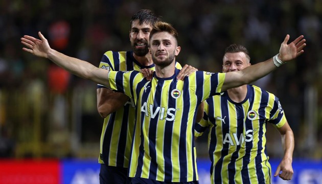 Fenerbahçe'de İsmail Yüksek için karar çıkmadı