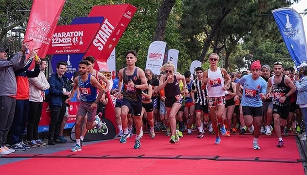 İzmir Maratonu başladı