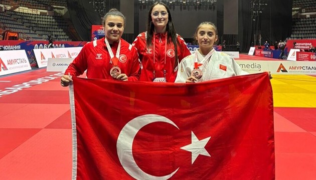 Milli sporculardan 2 madalya