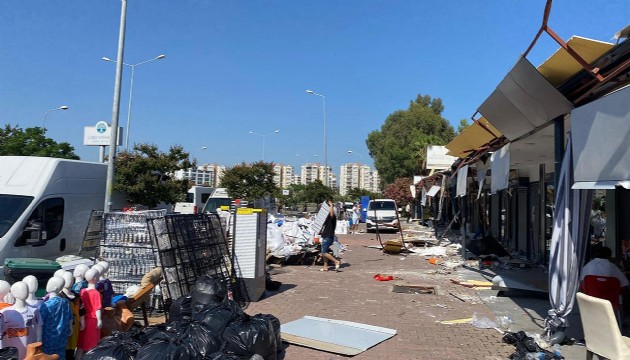 O ilde kaçak işletmeler yıkıldı