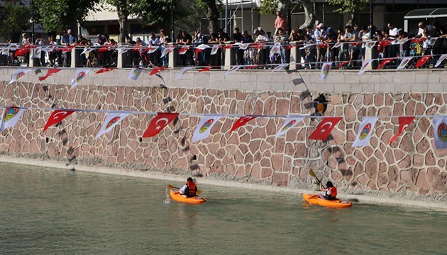 Çankırı'da kano yarışı